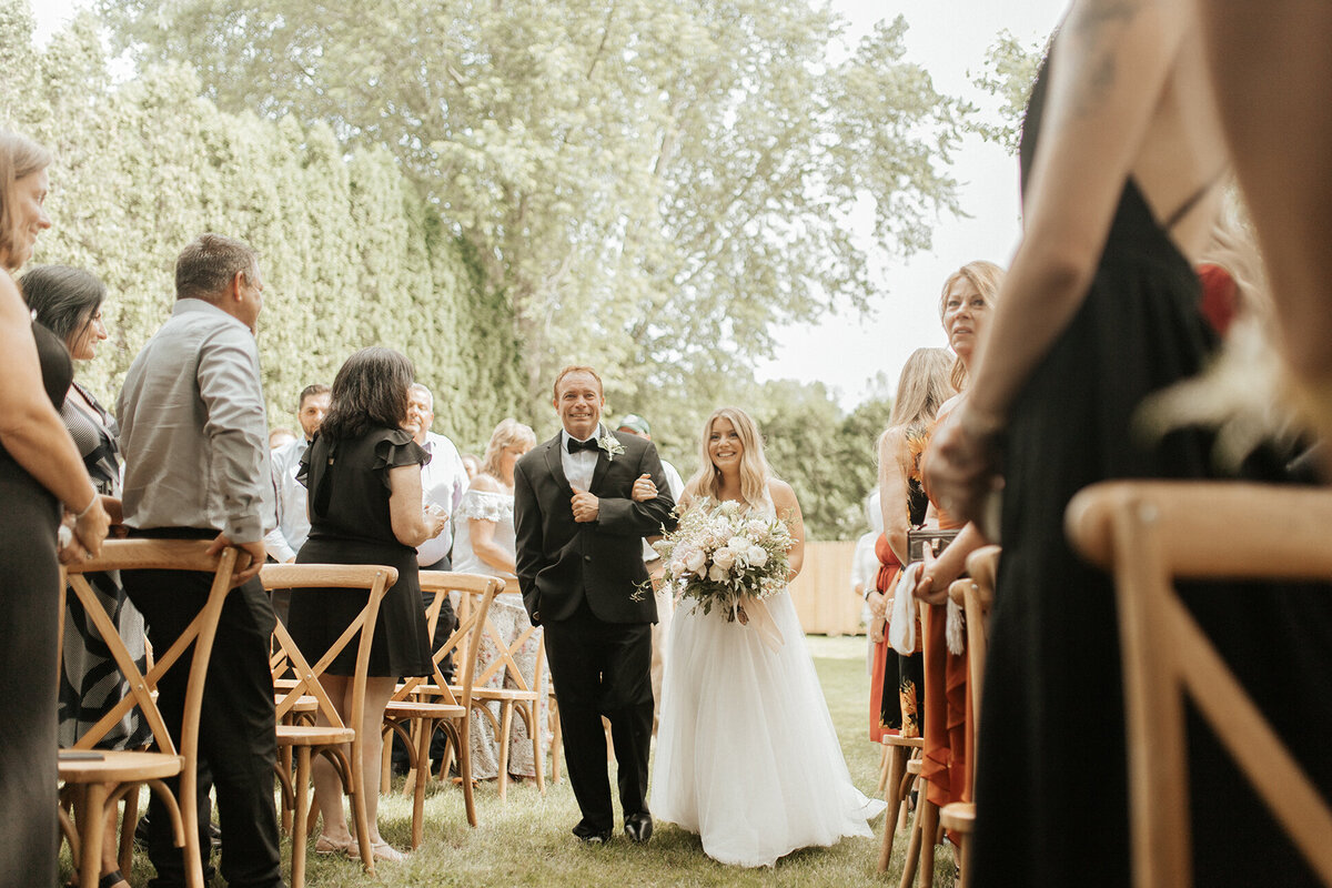 ct-wedding-bridal-flowers-tableware-rentals-petals-plates-304