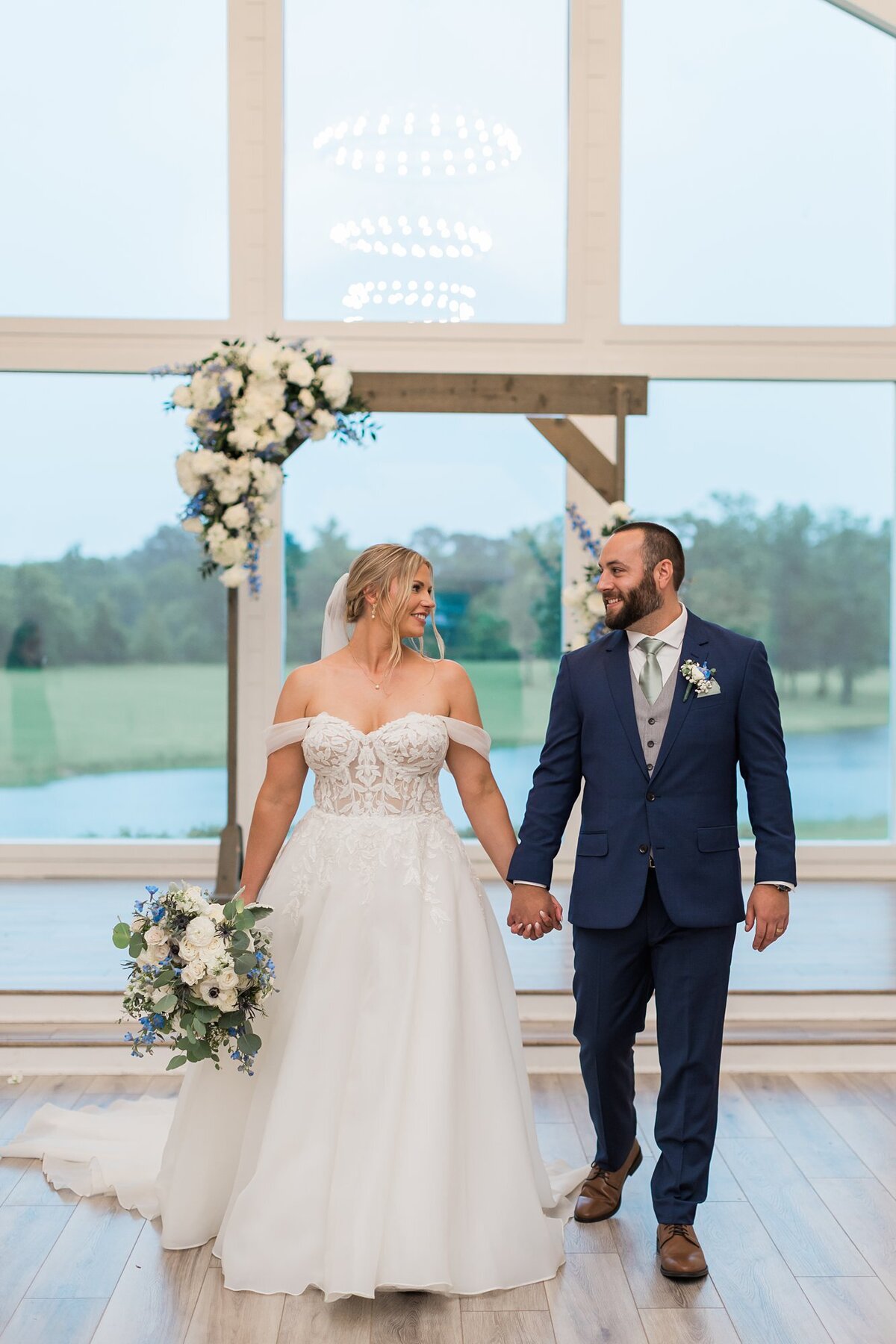 DanielleandAaronTheFarmhouseKristinNicholePhotography68