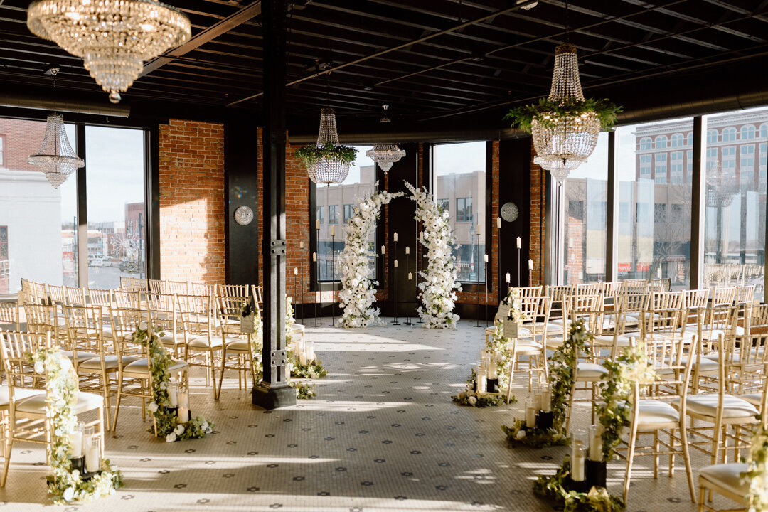 ceremony, wedding, elopement, romantic, classic, modern, clean