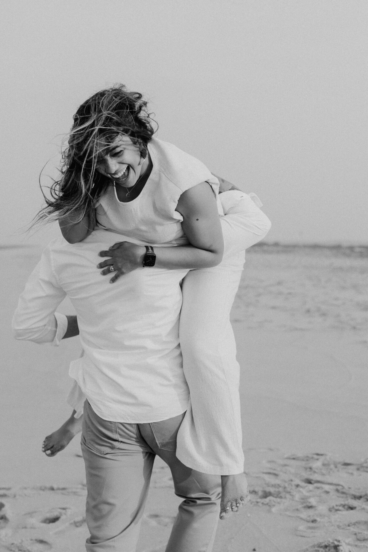 sandy-hook-nj-couple-photoshoot