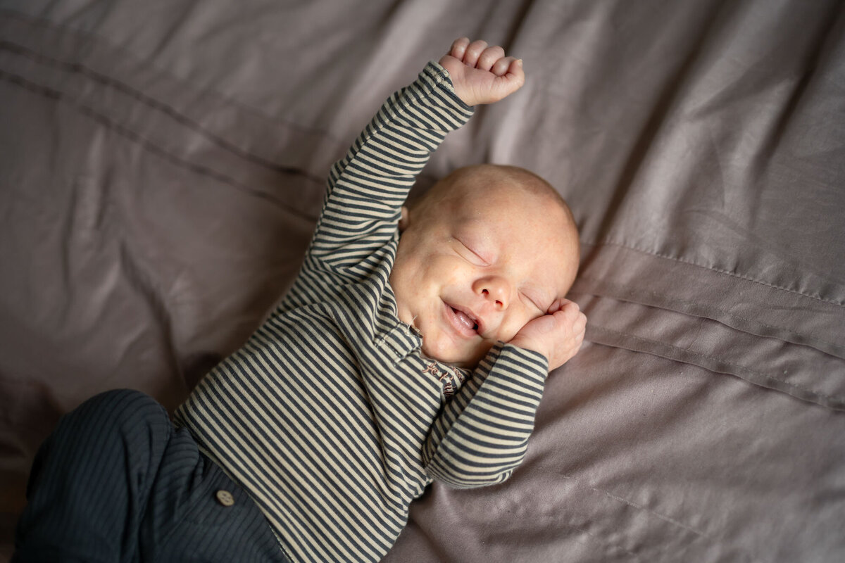 Stralende liefde newbornshoot Levi-151_1