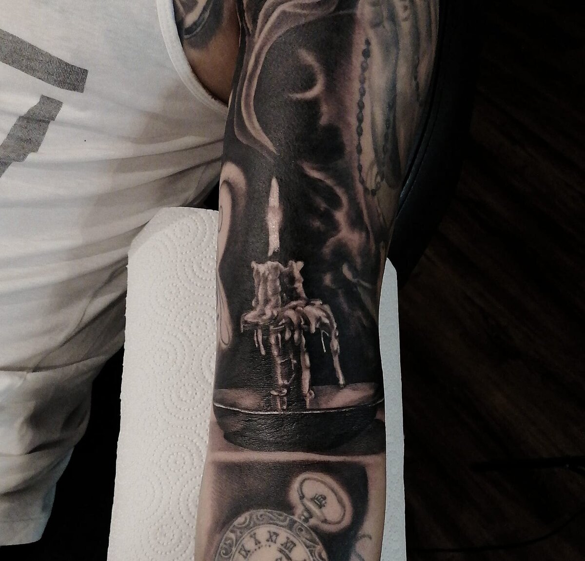 bloodyink-tattoo-studio-guestartist-antonis (36)