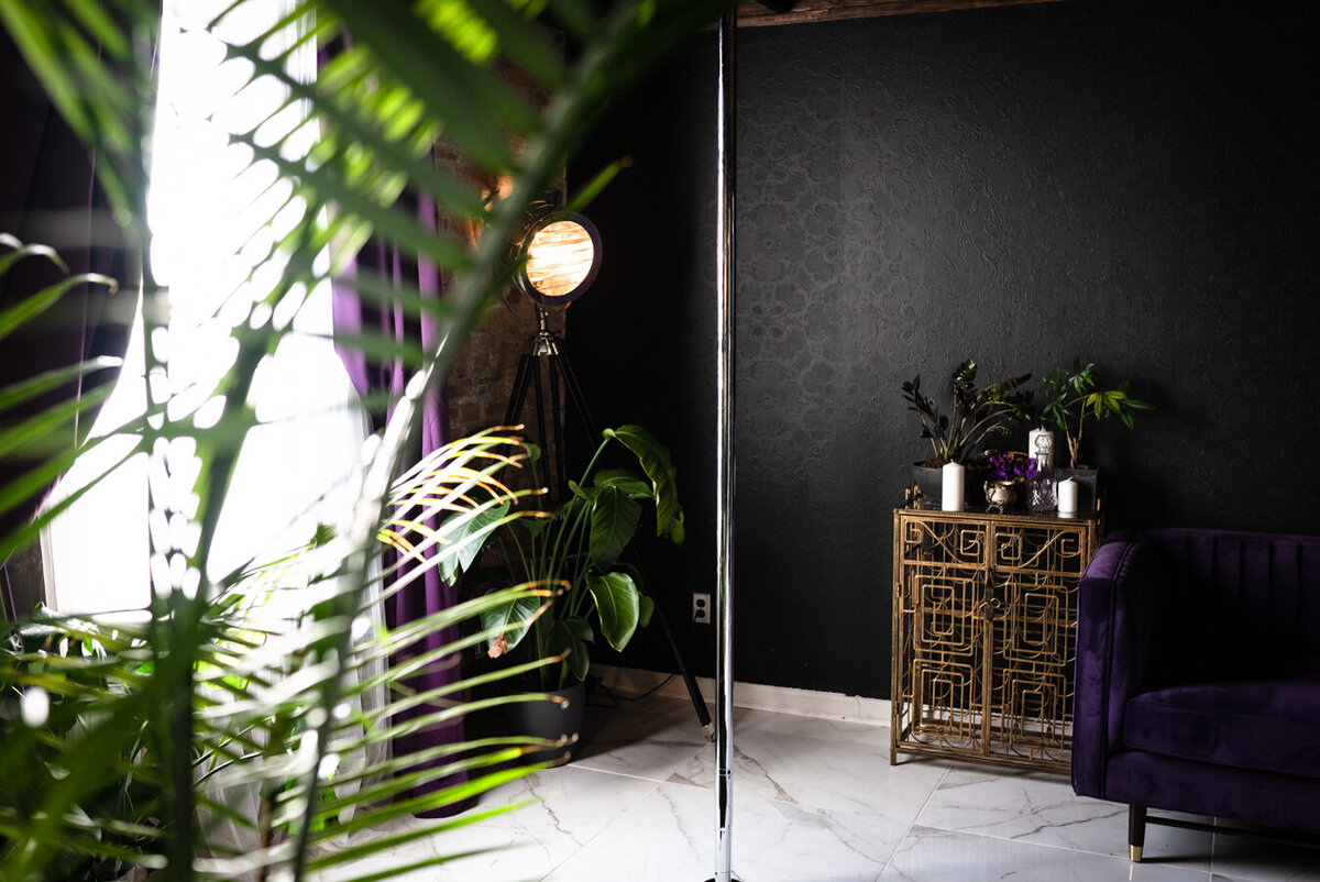 Image of the main room of a Norfolk Boudoir Studio