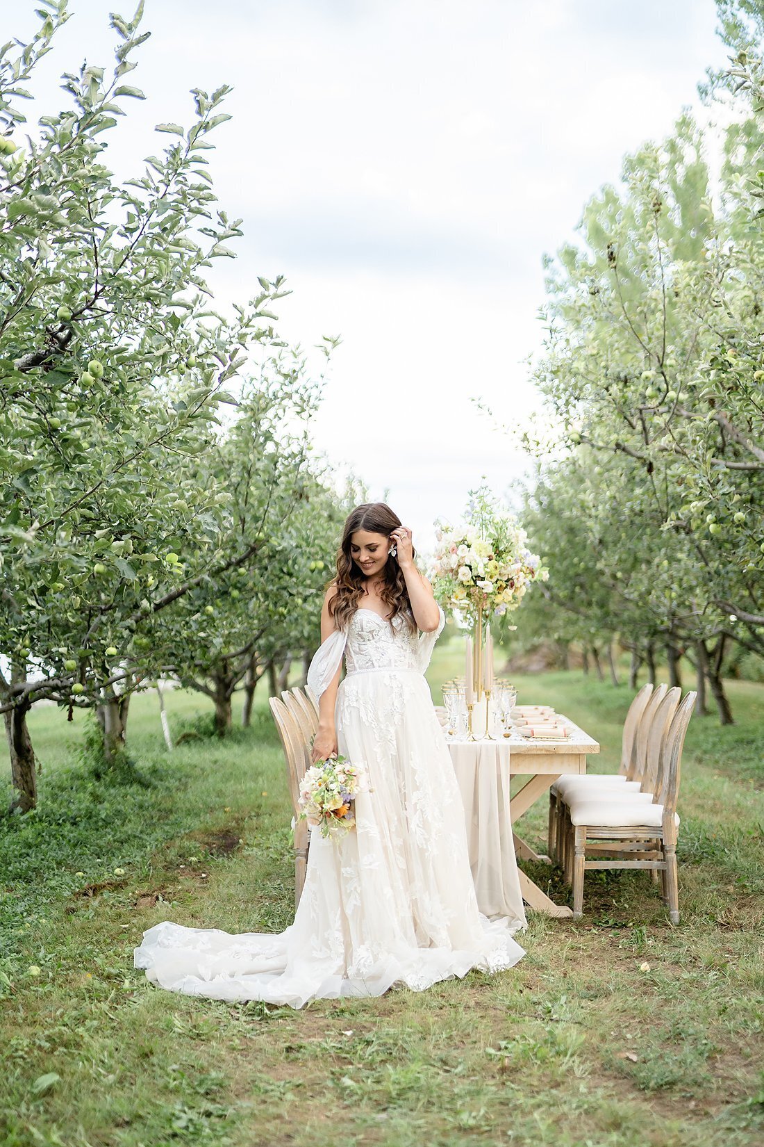Kurtz Orchards Wedding by Dylan & Sandra Photography -259