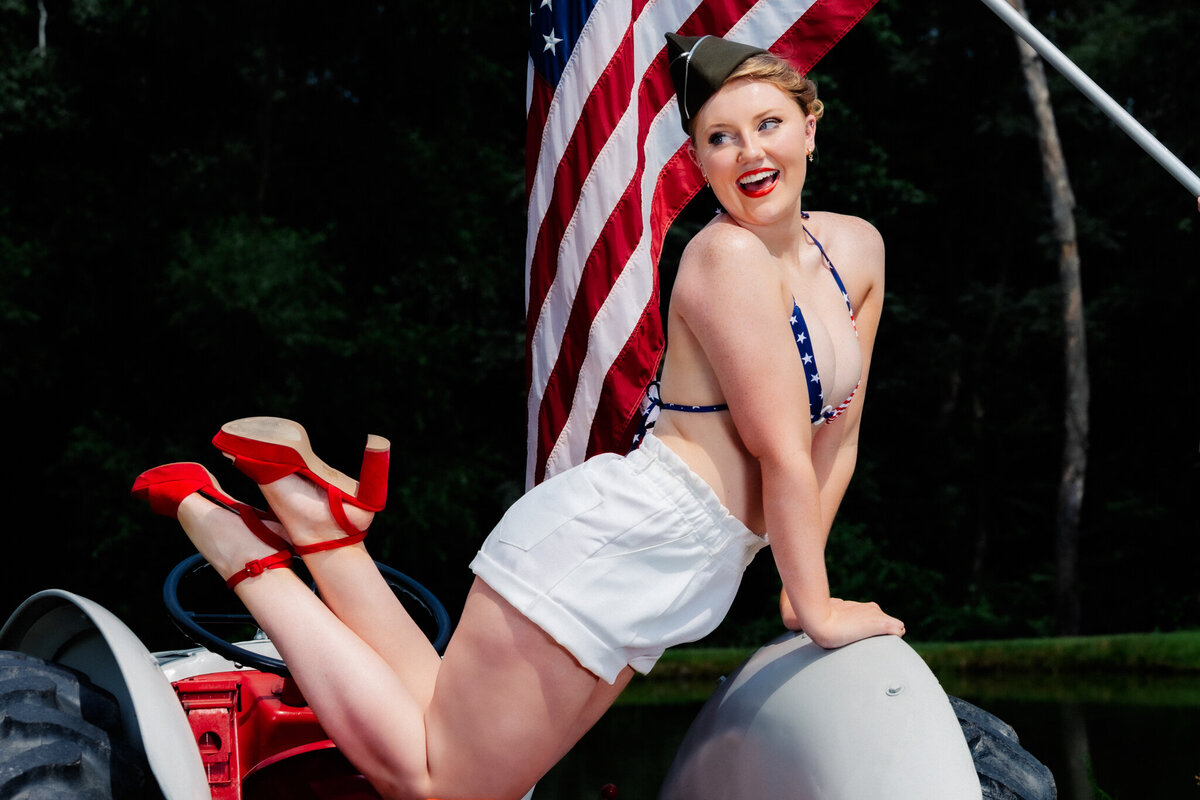 ChapinSCPinupPhoto19