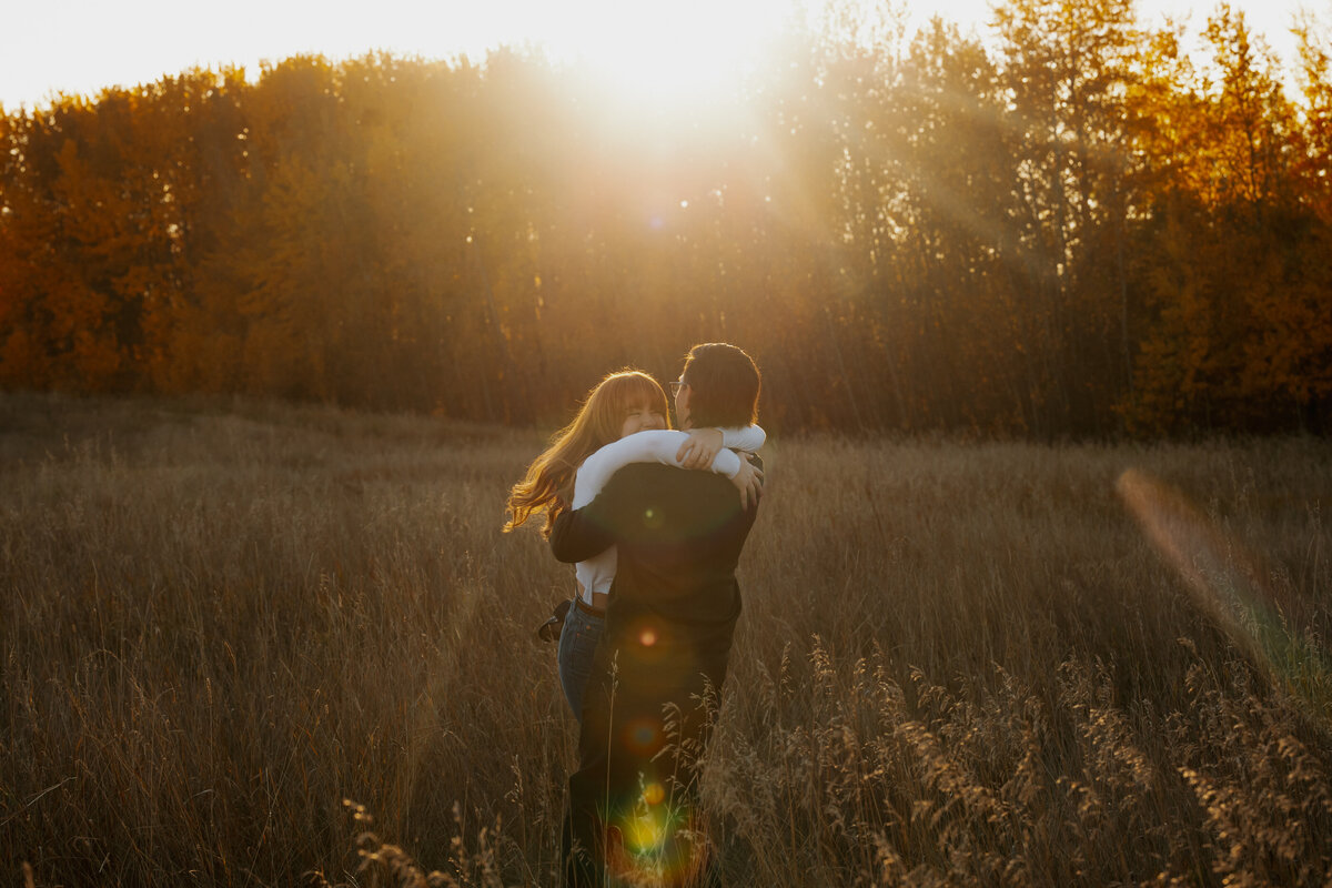Edmonton Alberta fall engagement session in field