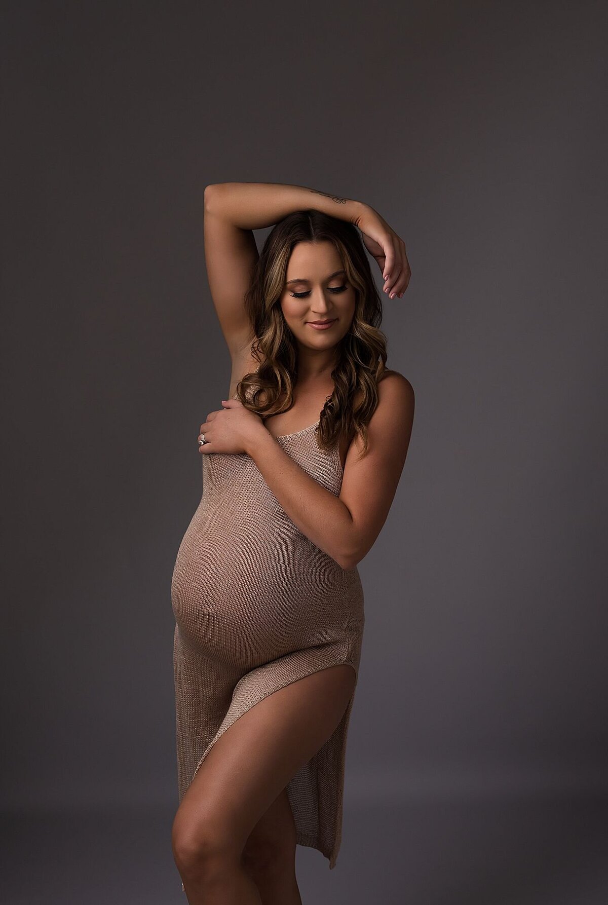 orlando studio photo in beige dress