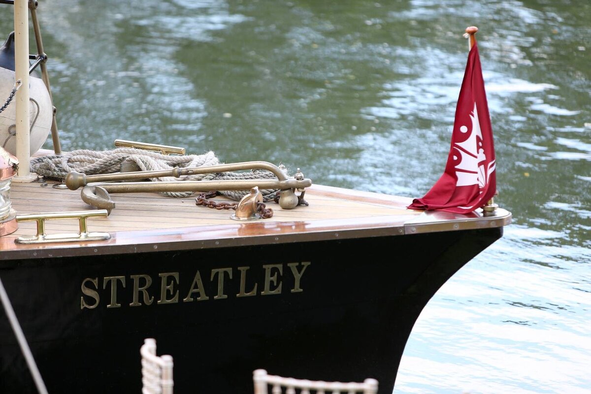 Castle Boat Cliveden140 (1)