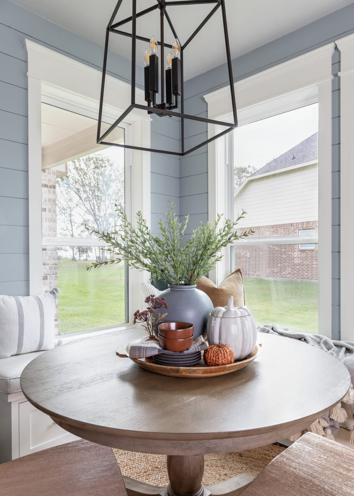 SilverMoonBreakfastNook_03-1463x2048