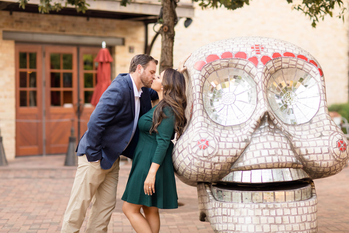 Hannah-Charis-Photography-The-Historic-Pearl-Engagement-Session-1