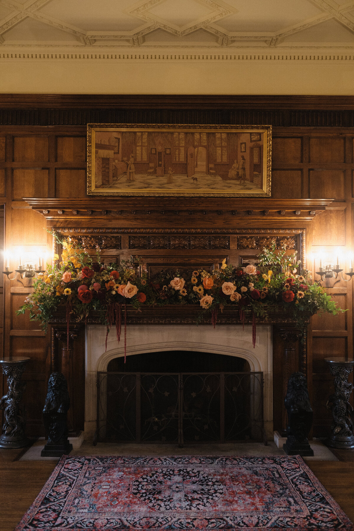 mantle-floral-installation-flora-pacifica-thornwood-castle-seattle-wa