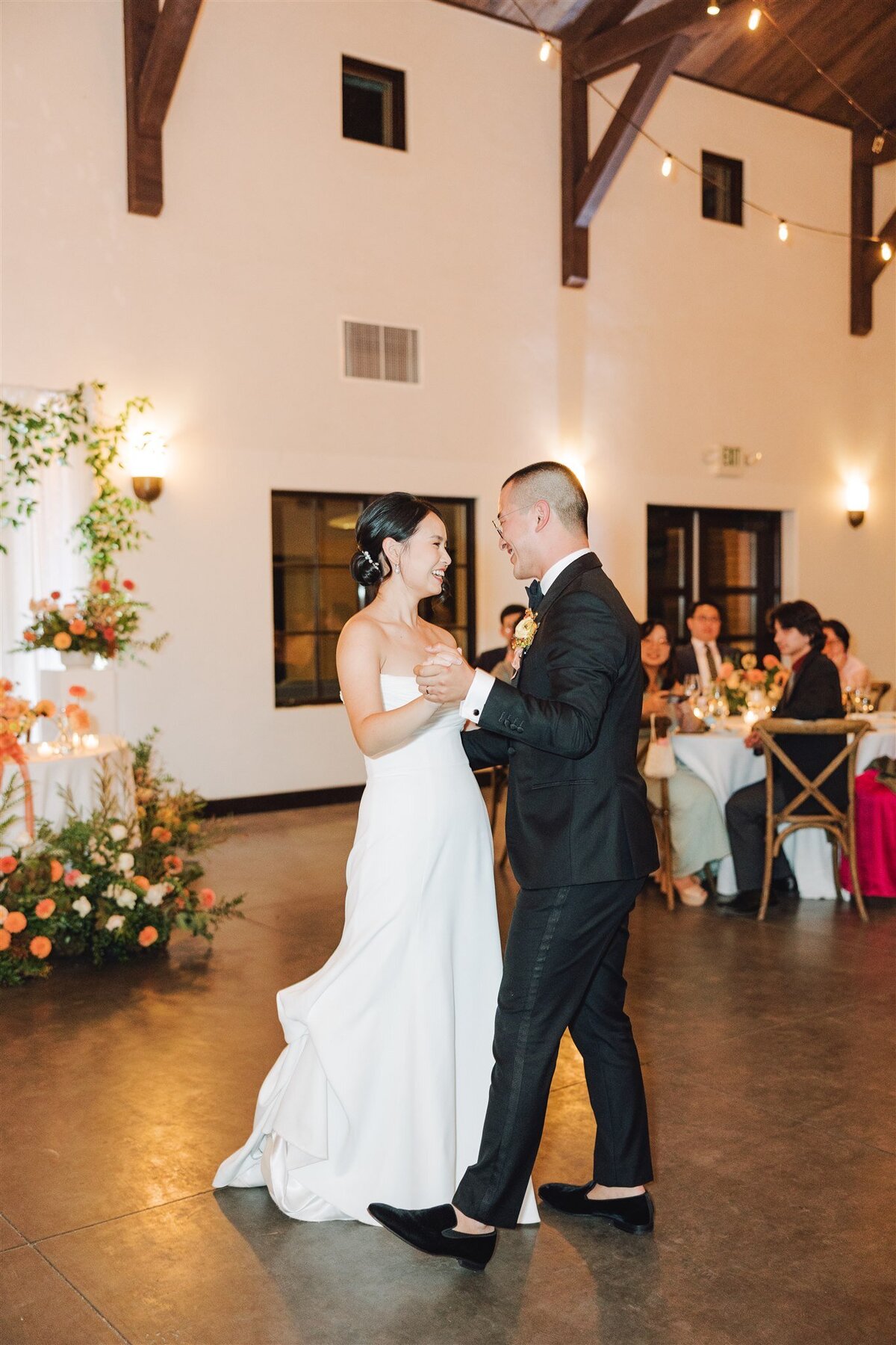 viansa-sonoma-wedding-annie-ben-ashley-carlascio-photography-0966