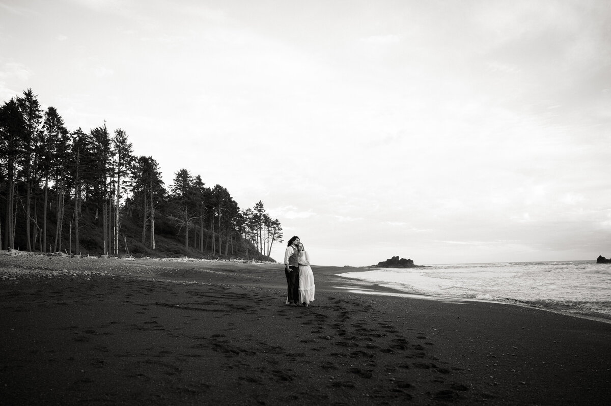 destination wedding photographer, olympic national park elopement, olympic national park photographer, washington wedding photographer, washington elopement photographer, elopement photographer, mount rainier elopement, mount rainier elopement photographer, national park elopement, national park photographer, national park wedding photographer, glacier national park elopement, glacier national park elopement photographer, storytelling elopement photographer, montana wedding photographer, montana elopement photographer, PNW elopement photographer, PNW wedding photographer
