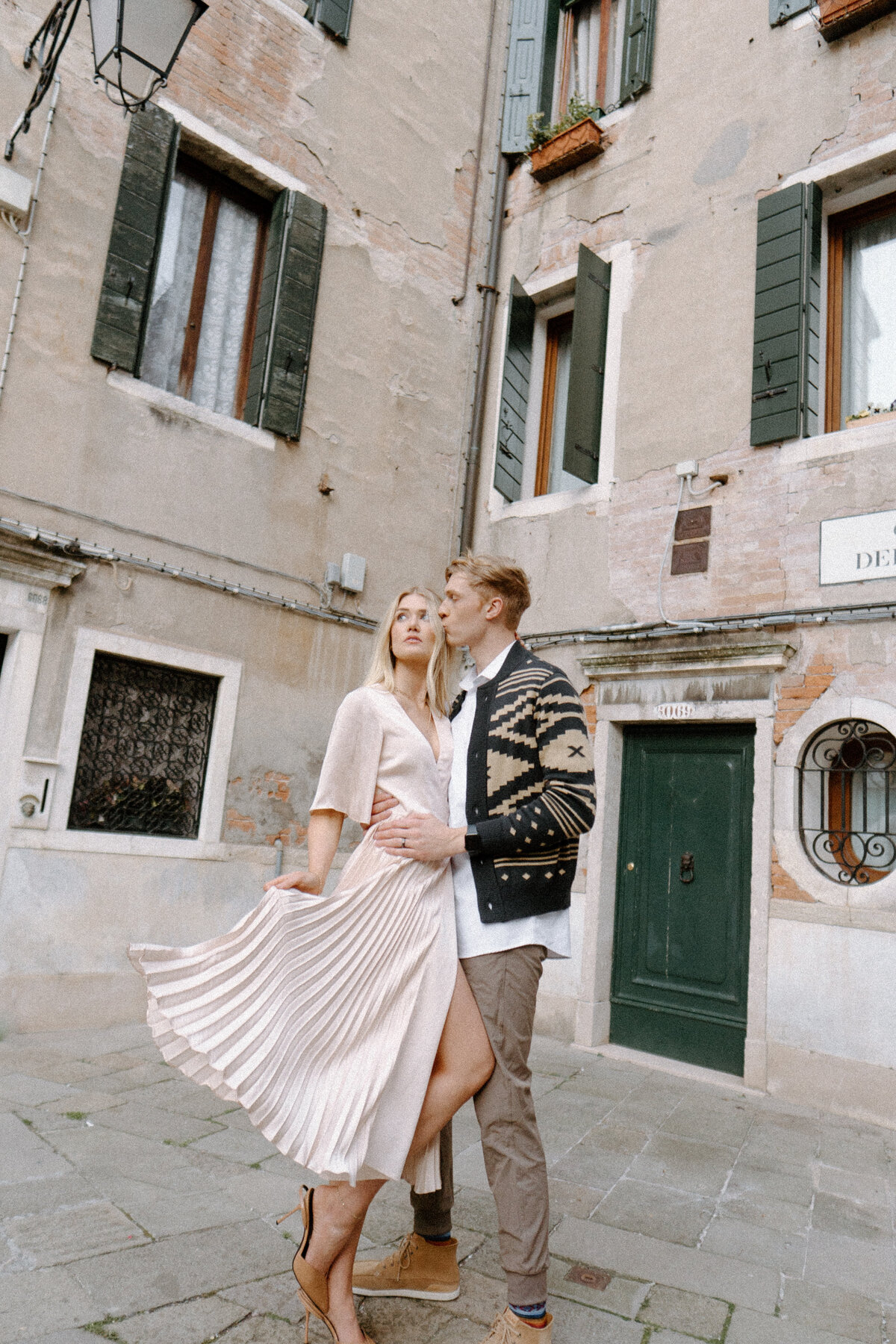 Documentary-Style-Editorial-Vogue-Italy-Destination-Wedding-Leah-Gunn-Photography-10