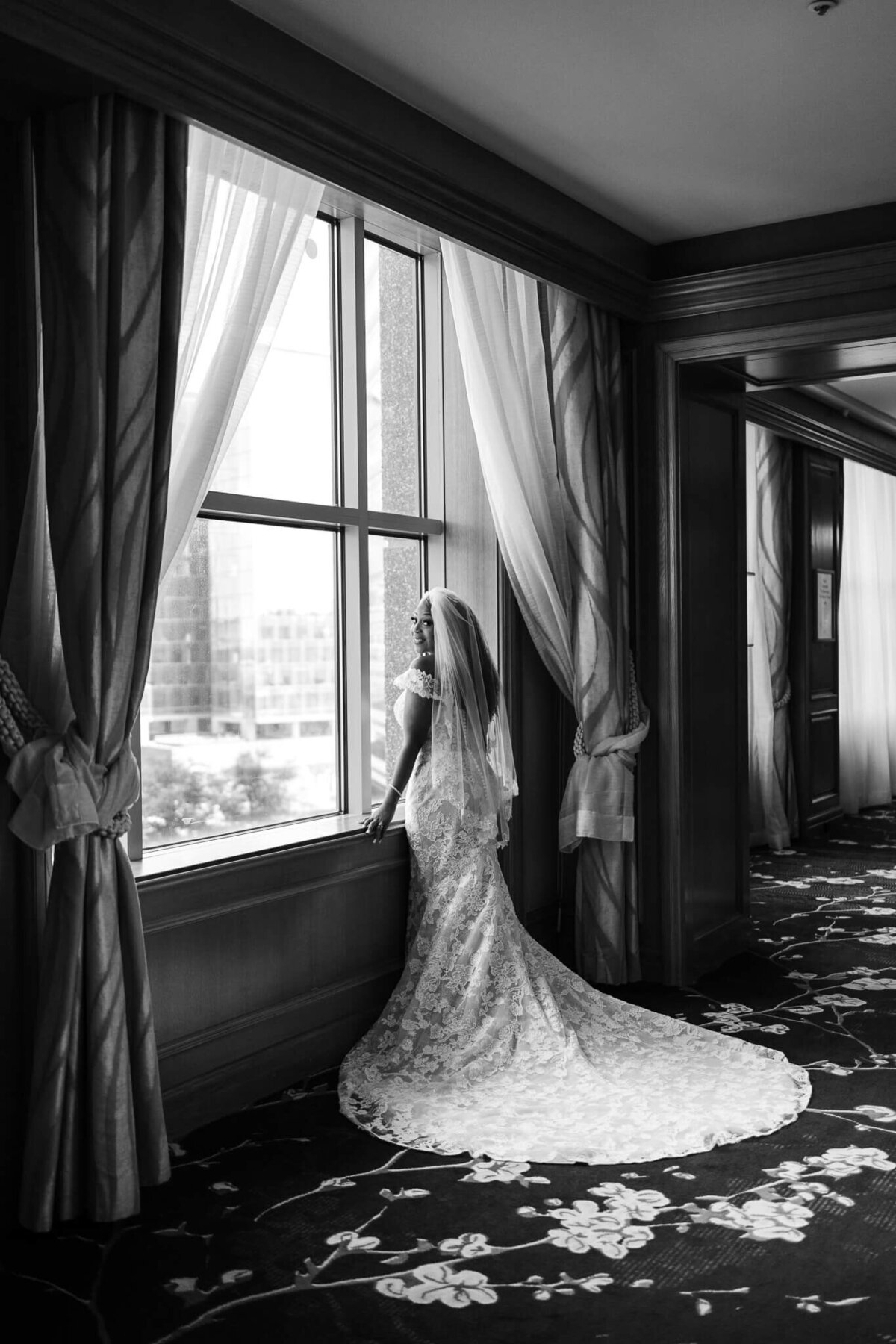 the-ritz-carlton-hotel-tysons-corner-wedding-photography-virginia-mclean-29