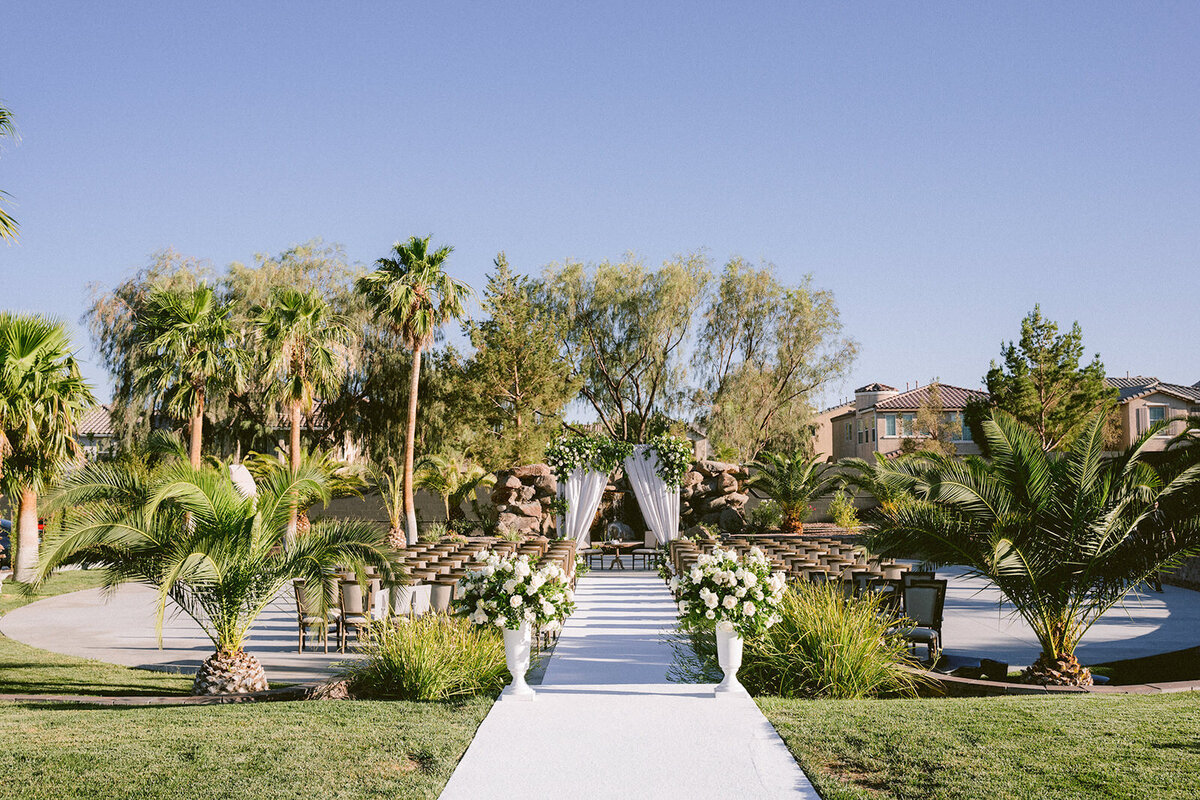 Soft and Romantic Wedding at Lotus House in Las Vegas - 29