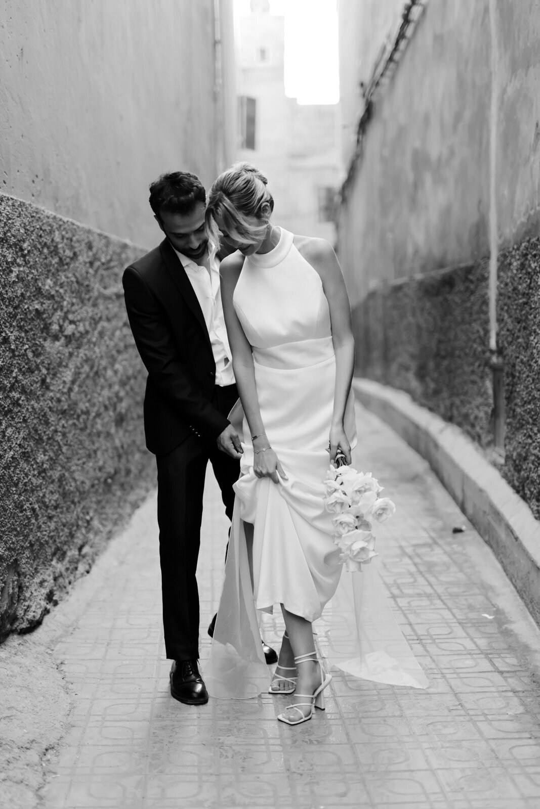 Stylish Elopement Photography in Marrakech 11