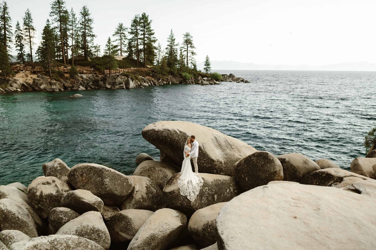 All-Inclusive-Lake-Tahoe-Elopement-Packages - 20