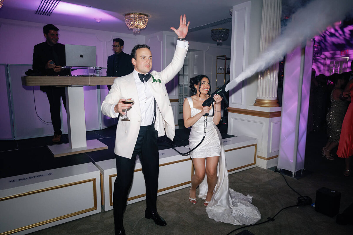 New Jersey Wedding Photographer_Crystal Plaza_0118
