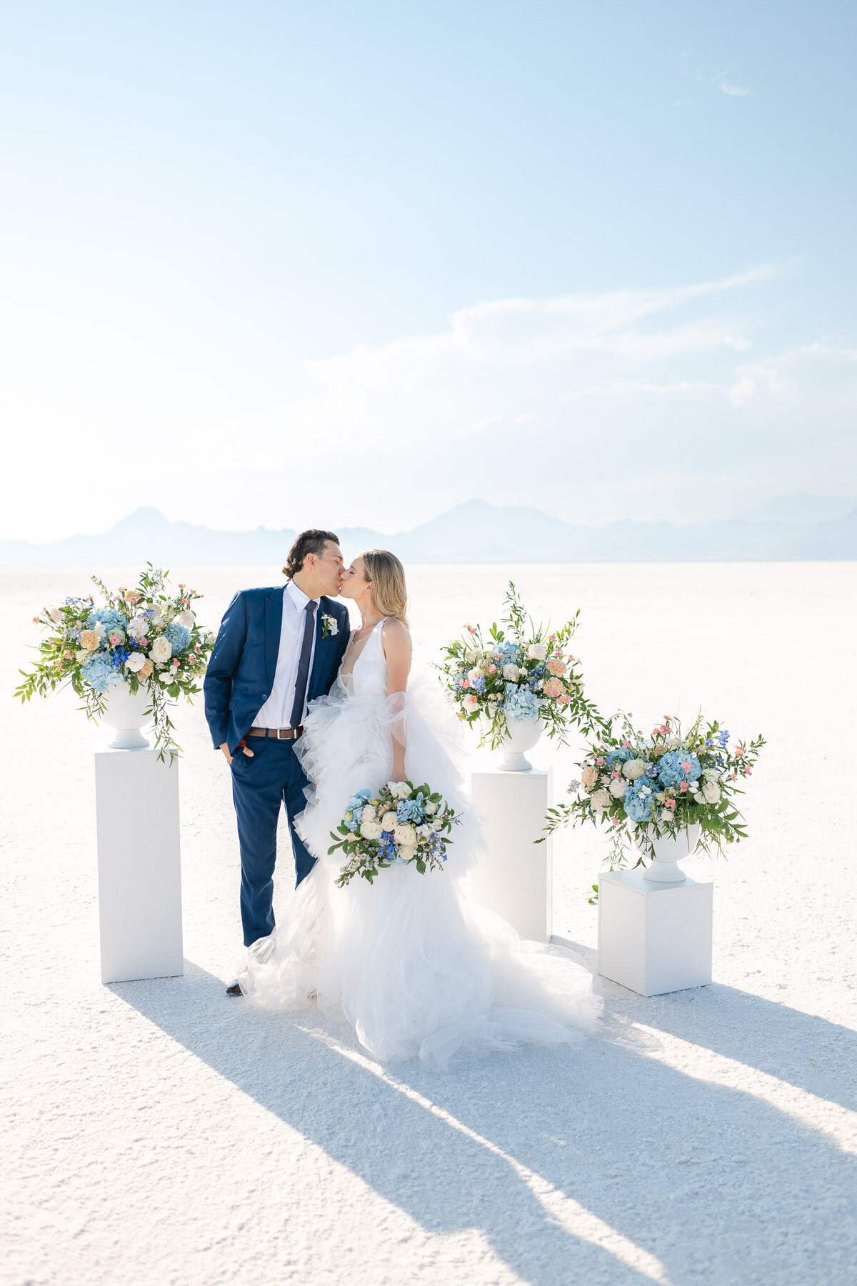 tiffani-willie-utah-salt-flats-elopement-0010