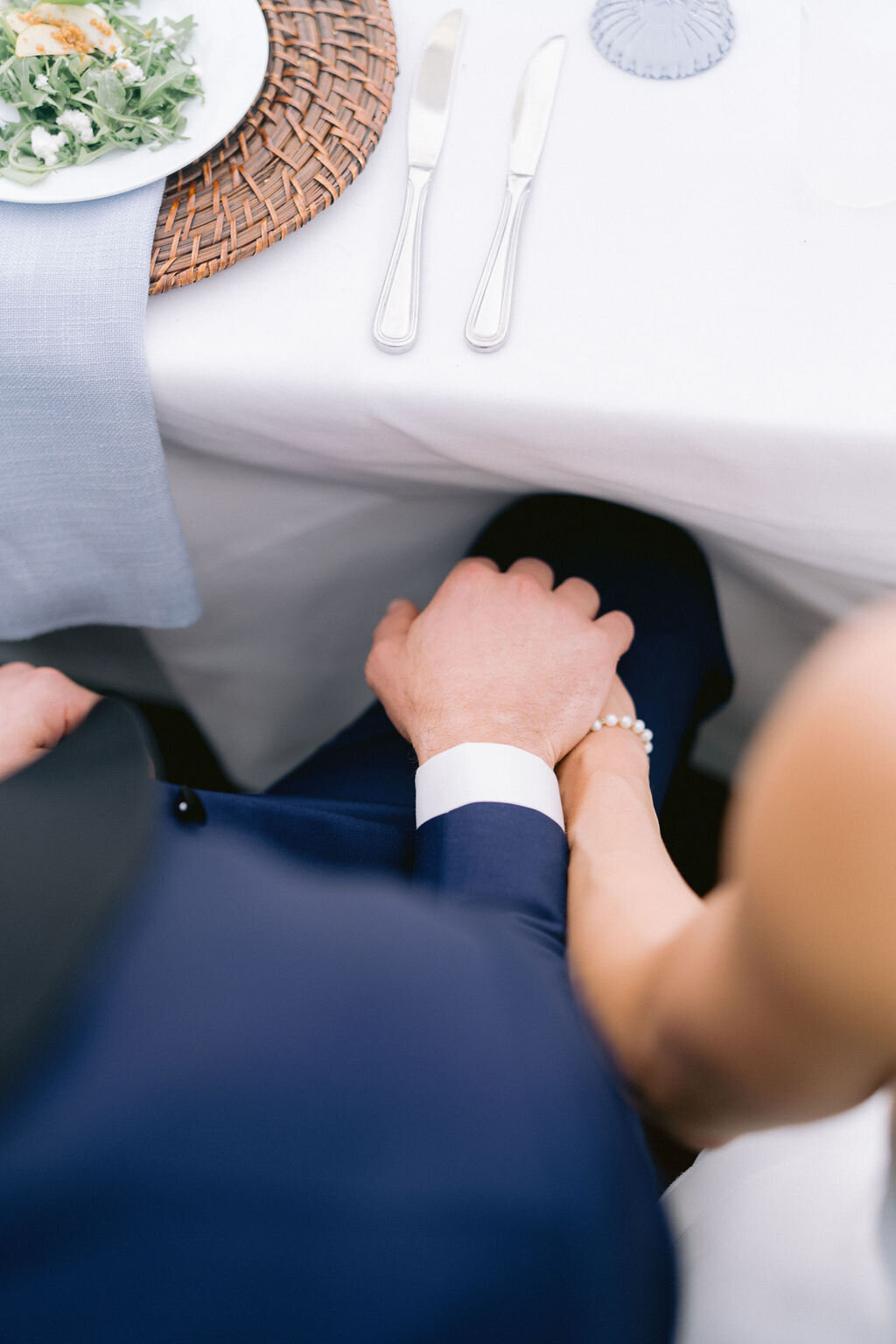 NikkiSanterre_EastCoastLuxuryWeddingPhotographer_CliftonInnWedding_Sky&Ryan-799