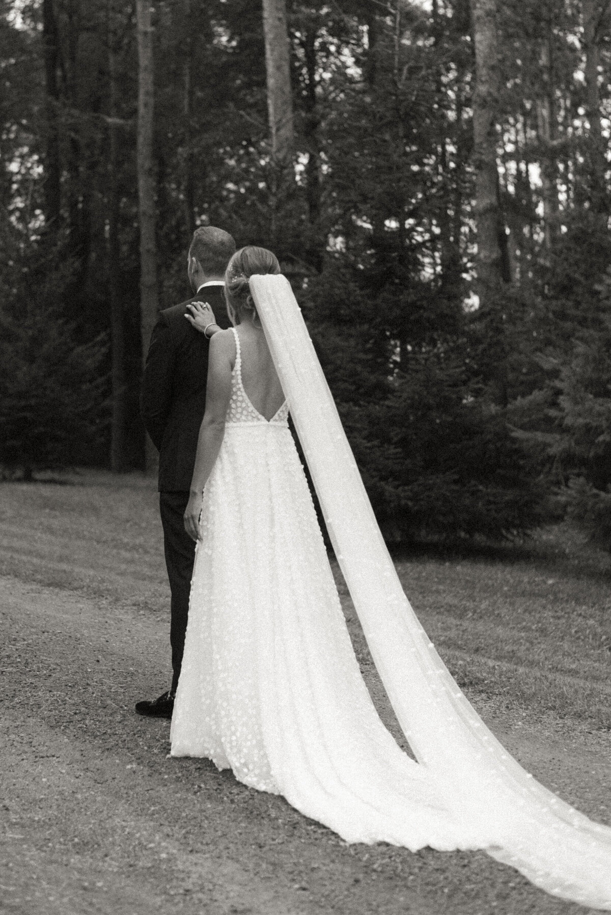 AllieJenningsPhoto-LawrenKyleWedding-SNEAKPEEKS-51