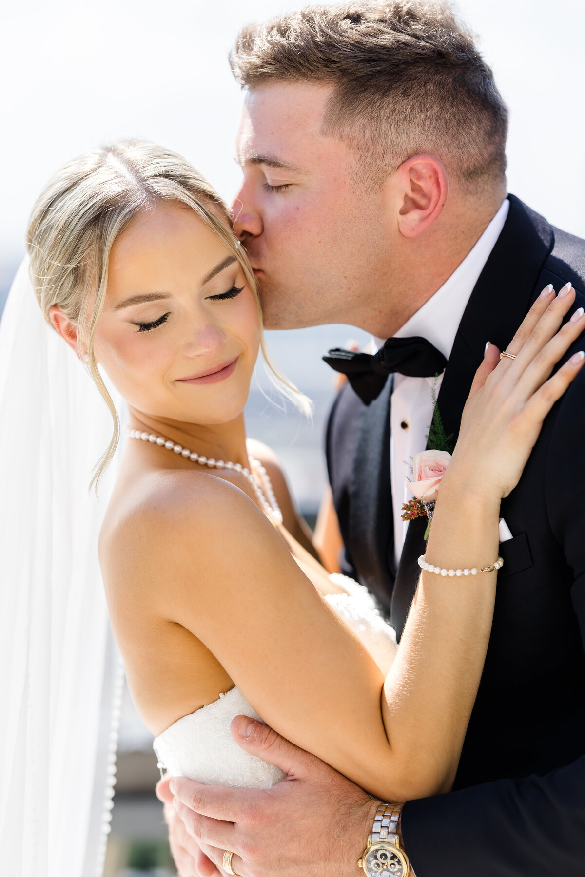 kasia-sickau-wedding-photographer-grace-alex-monastery-event-center-cincinnati-ohio8U9A3359