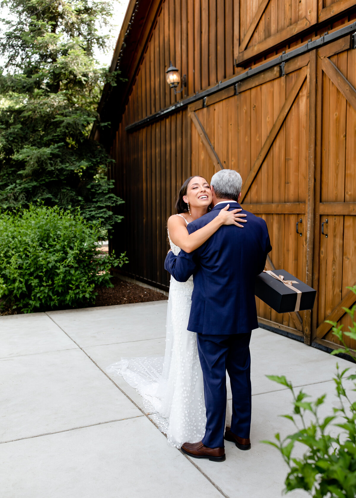 05282023_Emily+ZachWedding_GraceBarnCA_AnjaJensenPhotography-446