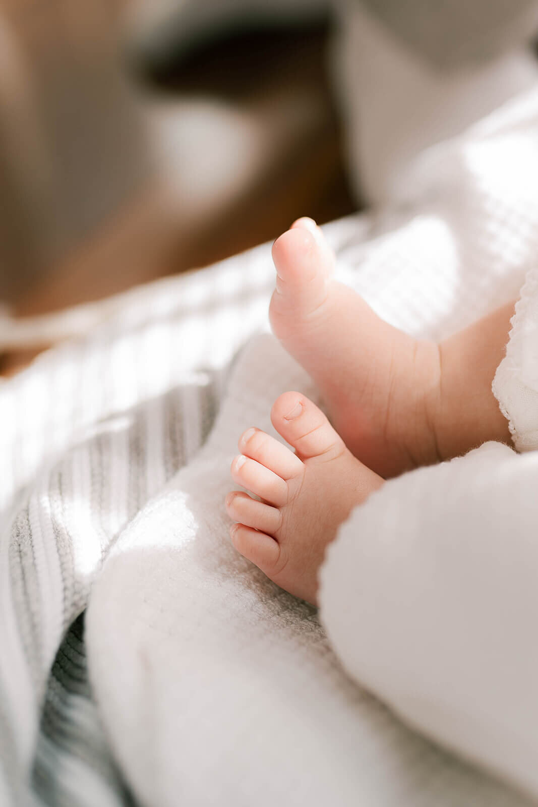 Newborn-baby-toes