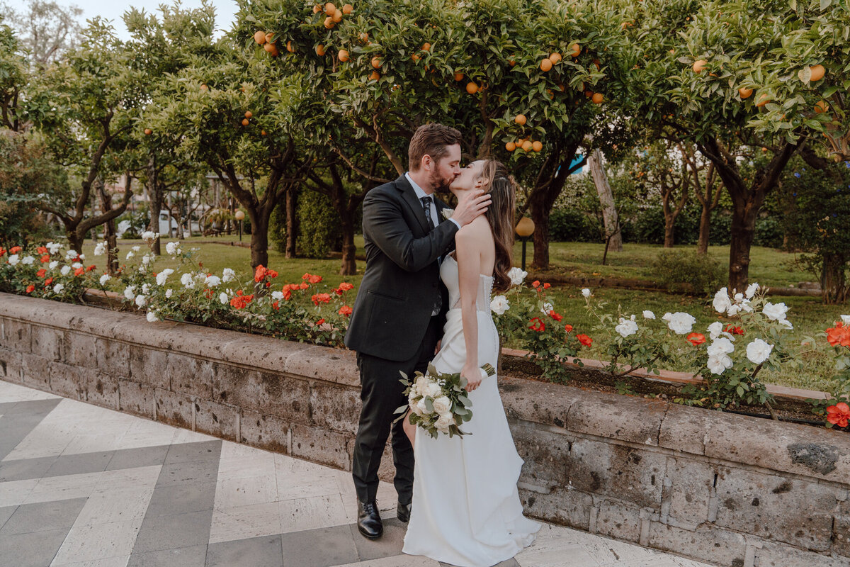 Newlywed-Portraits-Sorrento-Italy-232