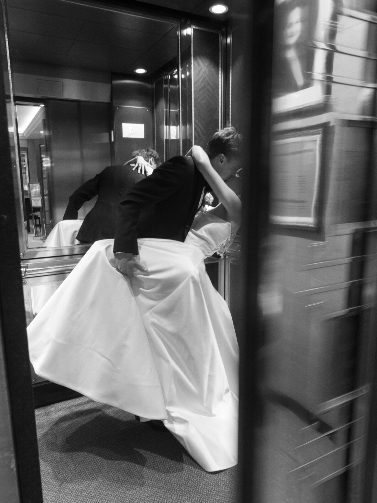best-seattle-wedding-photographers-the-tenneys-at-washington-athletic-club-46
