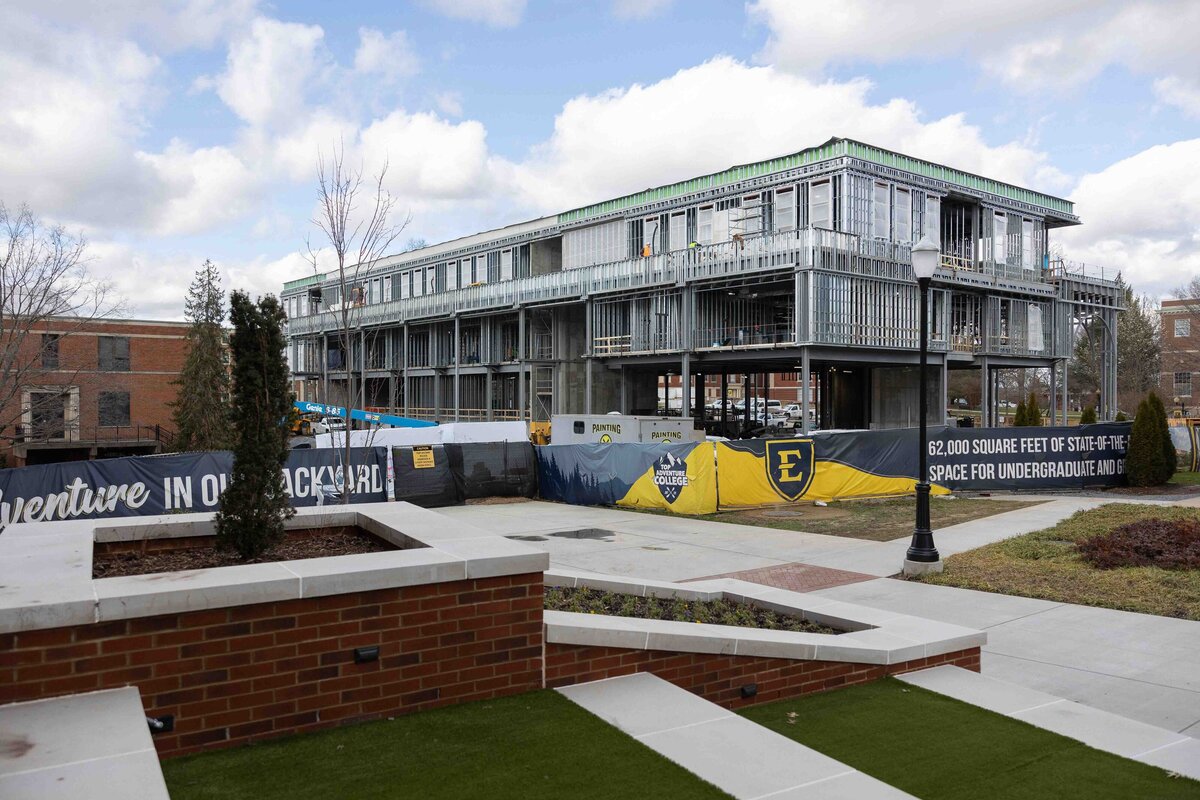 etsu academic building drywall contractors j.ross