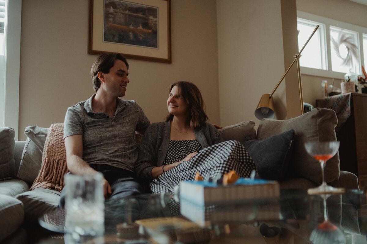 cozy-spring-des-moines-iowa-engagement