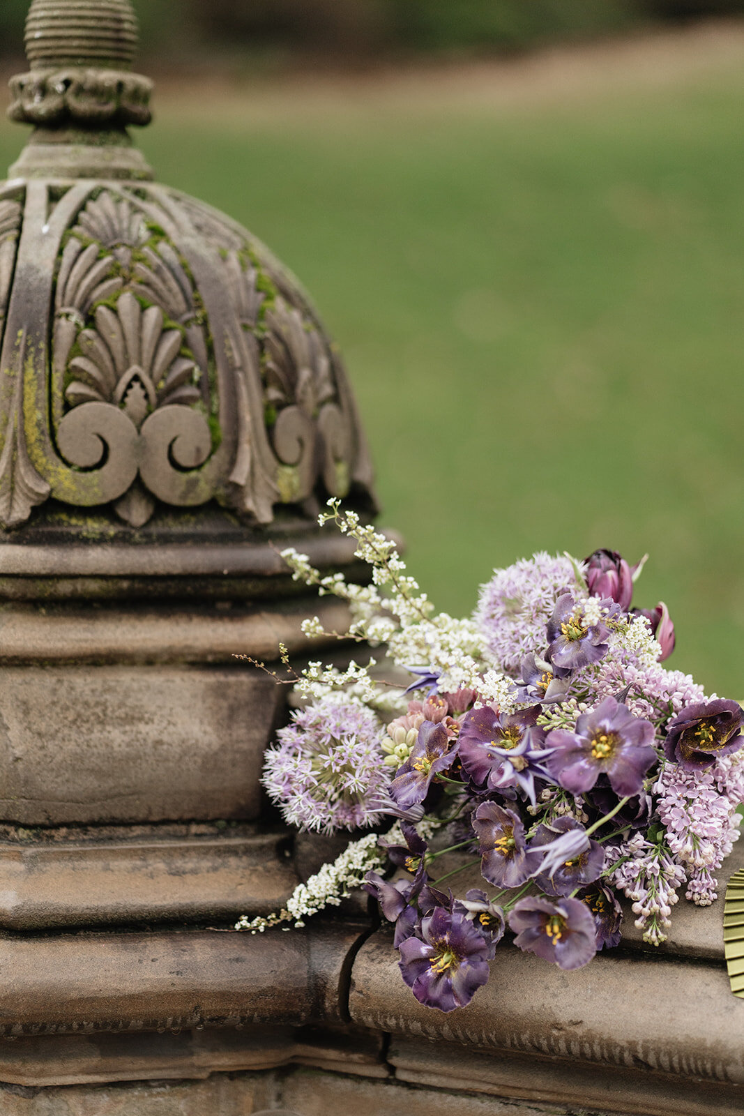 Danielle-Aisling_New_York_City_Central_Park_Boathouse_Wedding-38