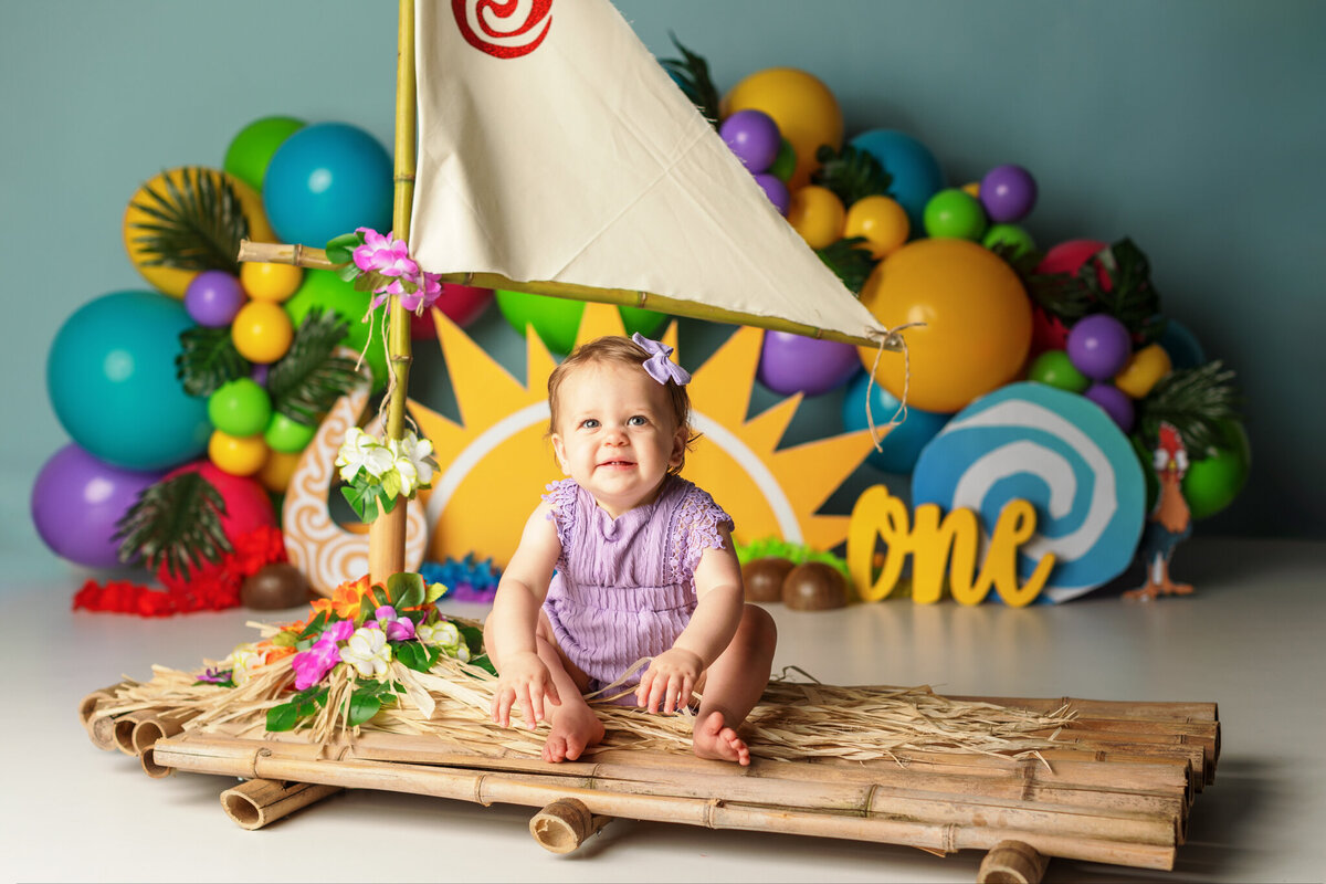 Best NW Arkansas cake smash photographer, cake smash photography near me, baby birthday photoshoot NW Arkansas