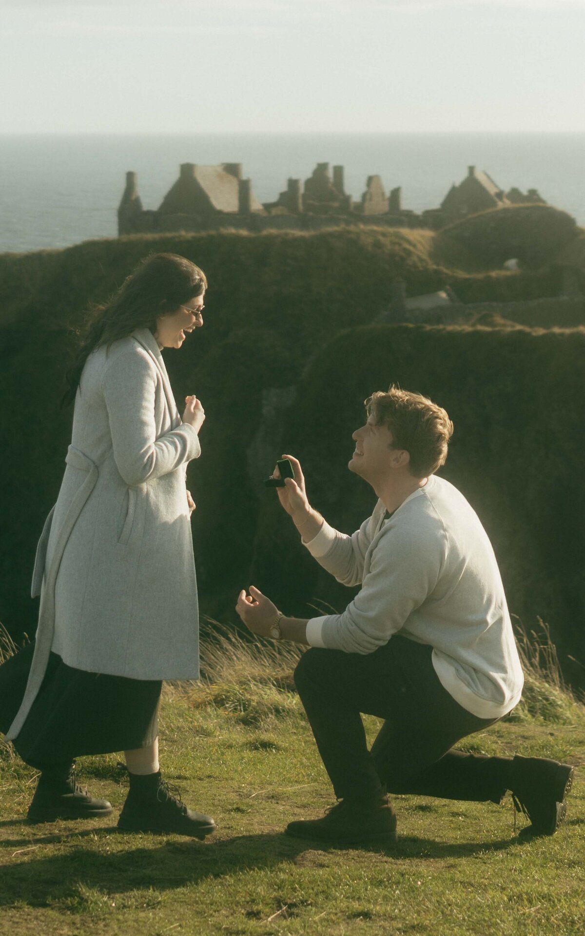 SecretProposal-TheSwiechs-Brandon&McKennaDunnotarCastleScotland-20