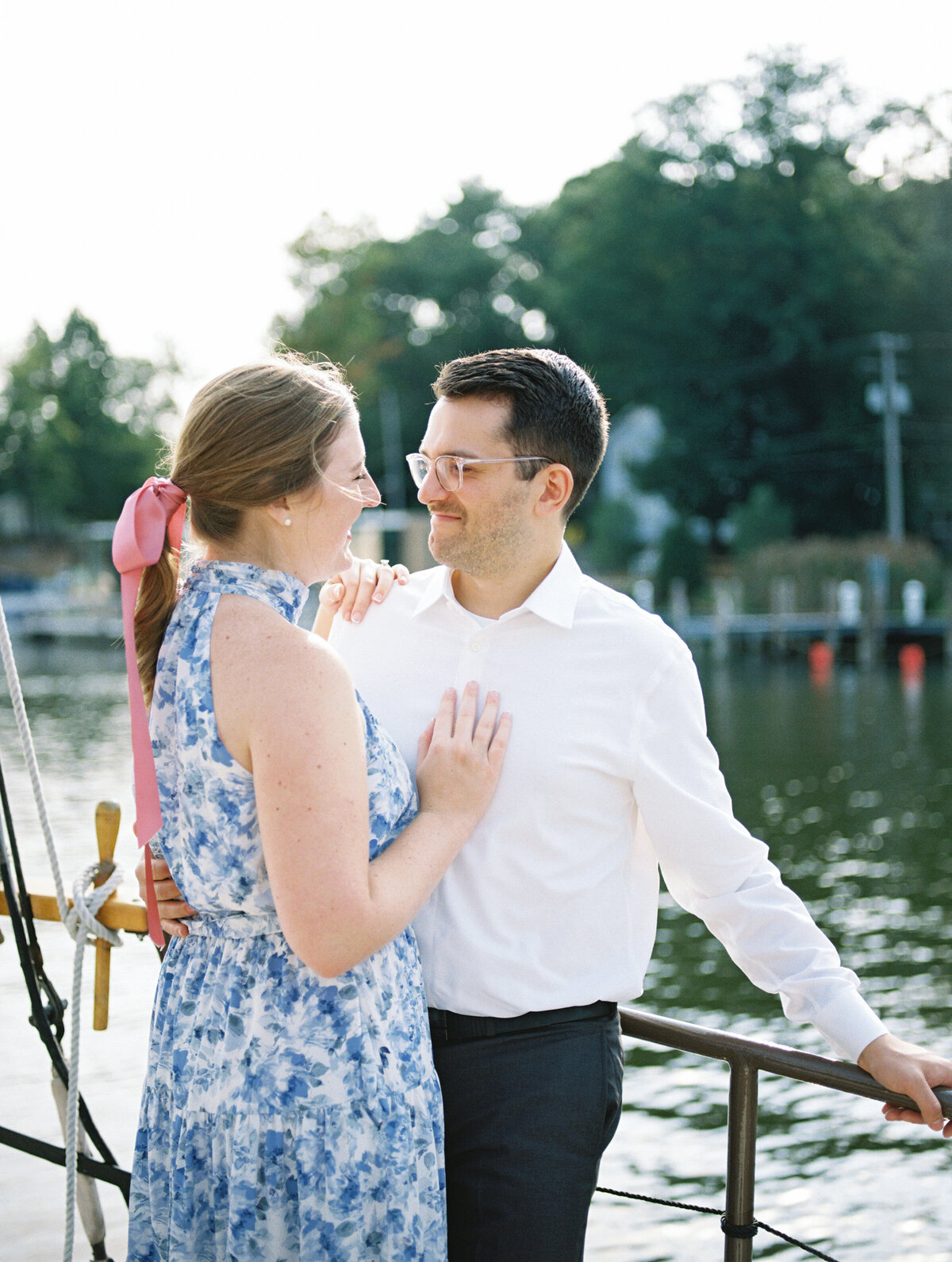 SailboatEngagementSessionOnLakeMichigan-59