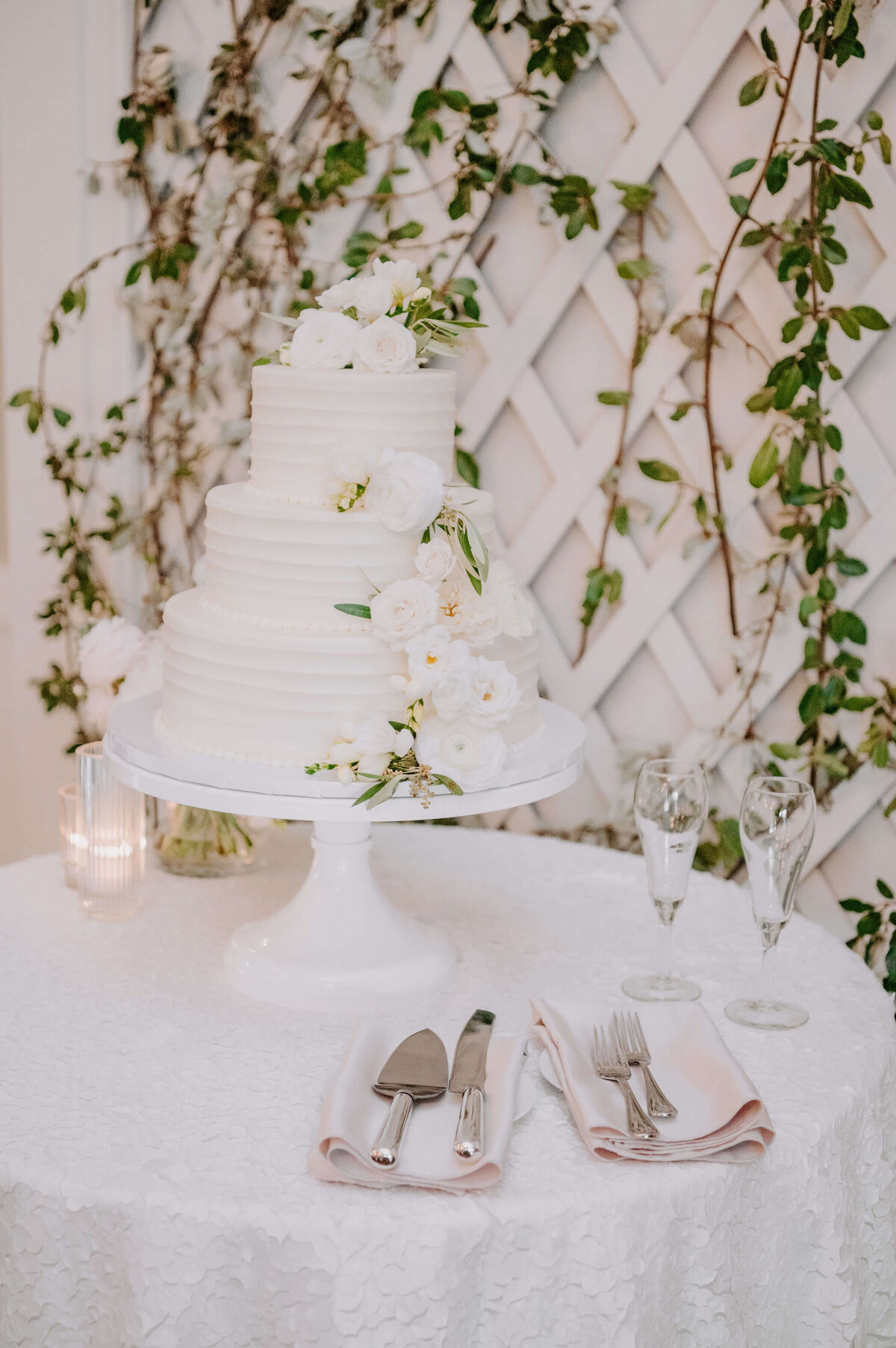 wianno-club-osterville-wedding-florals-21
