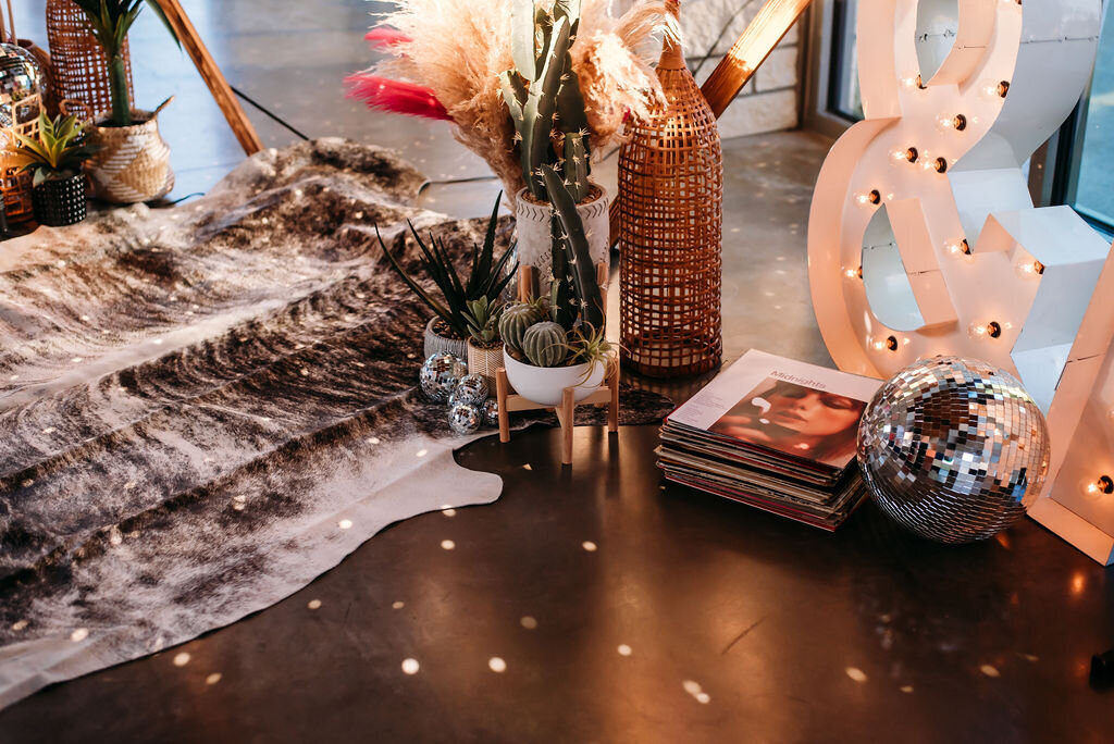 Vesper-and-Vow-Bemidji-Minnesota-wedding-and-elopement-photographer-coordinator-planner-dark-moody-disco-boho-eras-ceremony