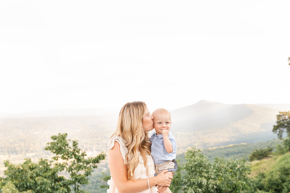 Family Photographer In Lookout Mountain, GA