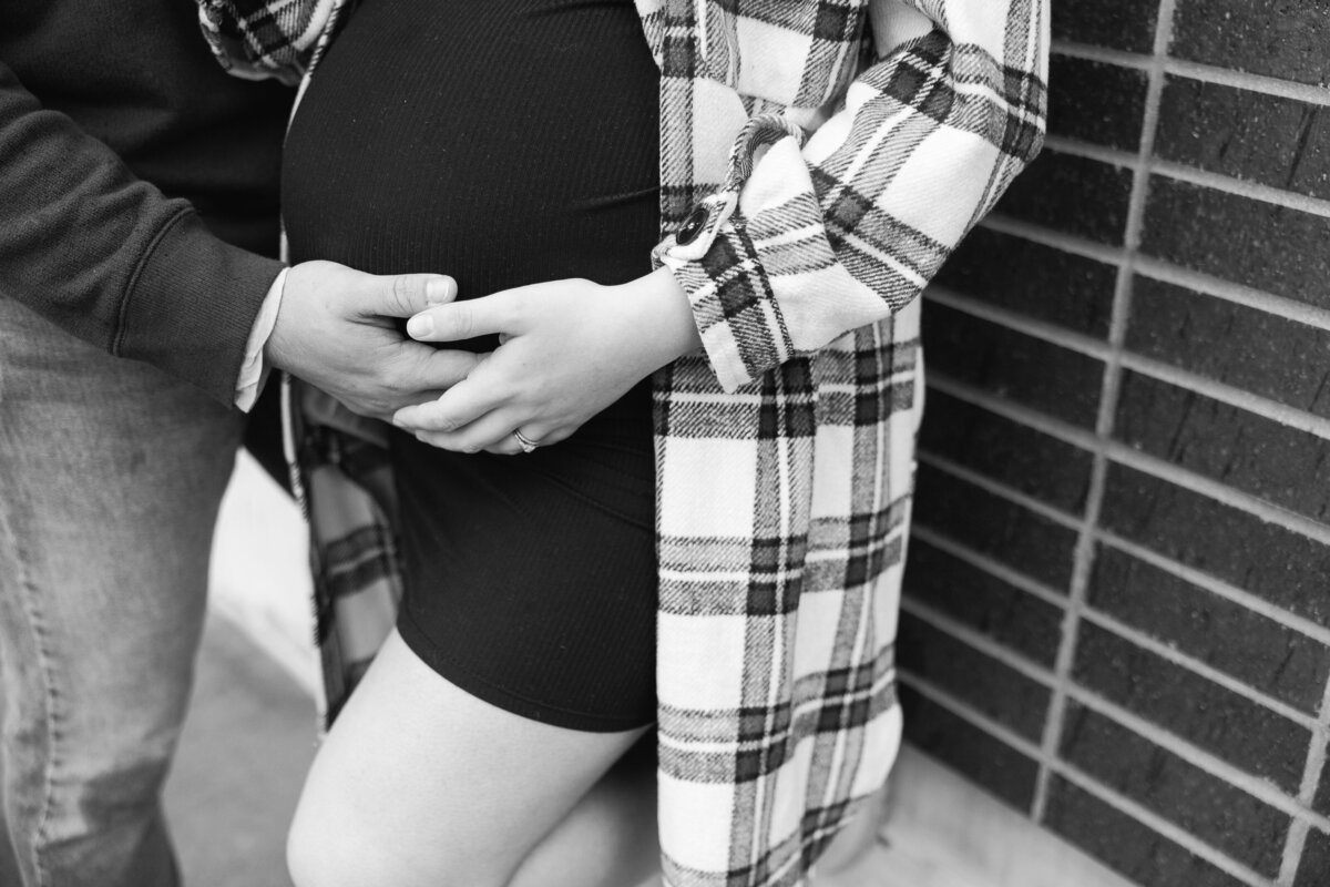 Alyssa + William Clark Maternity 2024_Sneak Peek-4