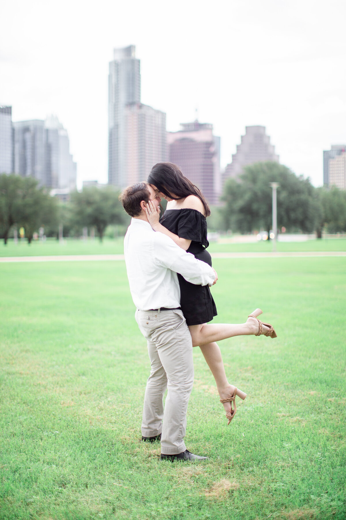 Austin skyline engagement session