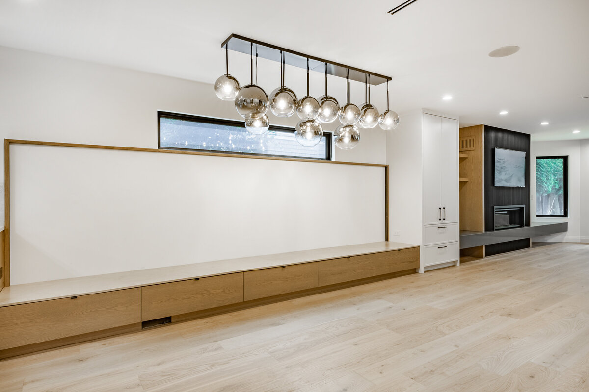 112 E 19th Ave-22