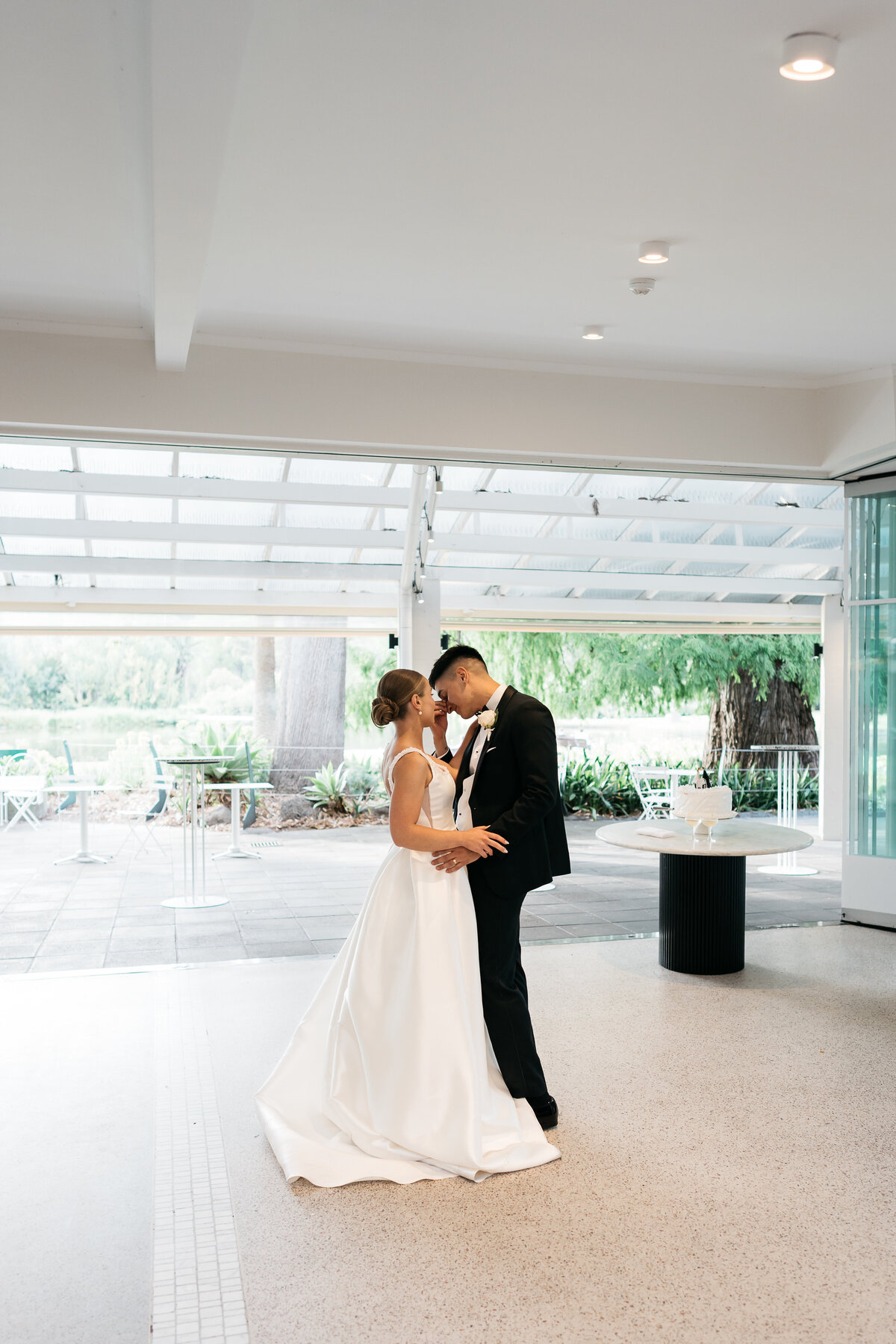 Courtney Laura Photography, Royal Botanical Gardens, The Terrace, Yarra Valley Wedding Photographer, Zoe and Sergio-346