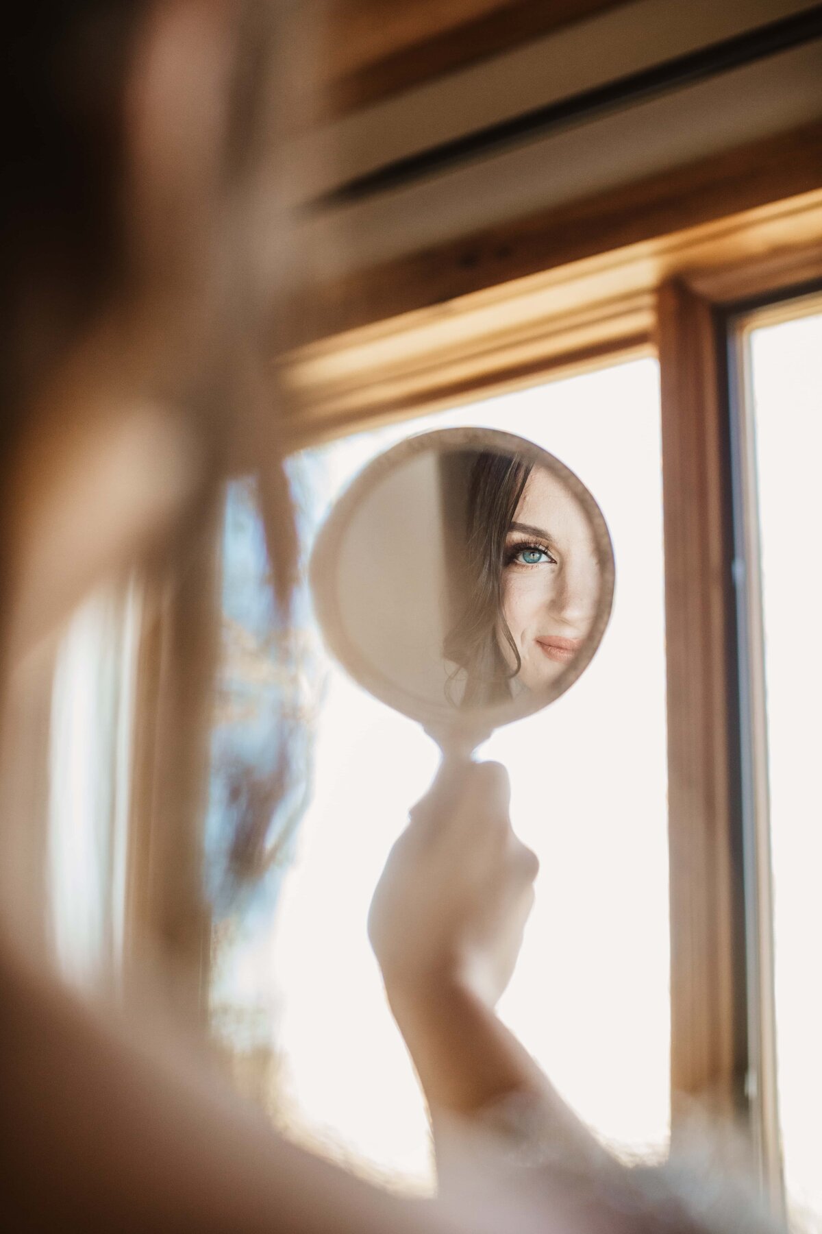 bride-looking-in-the-mirror