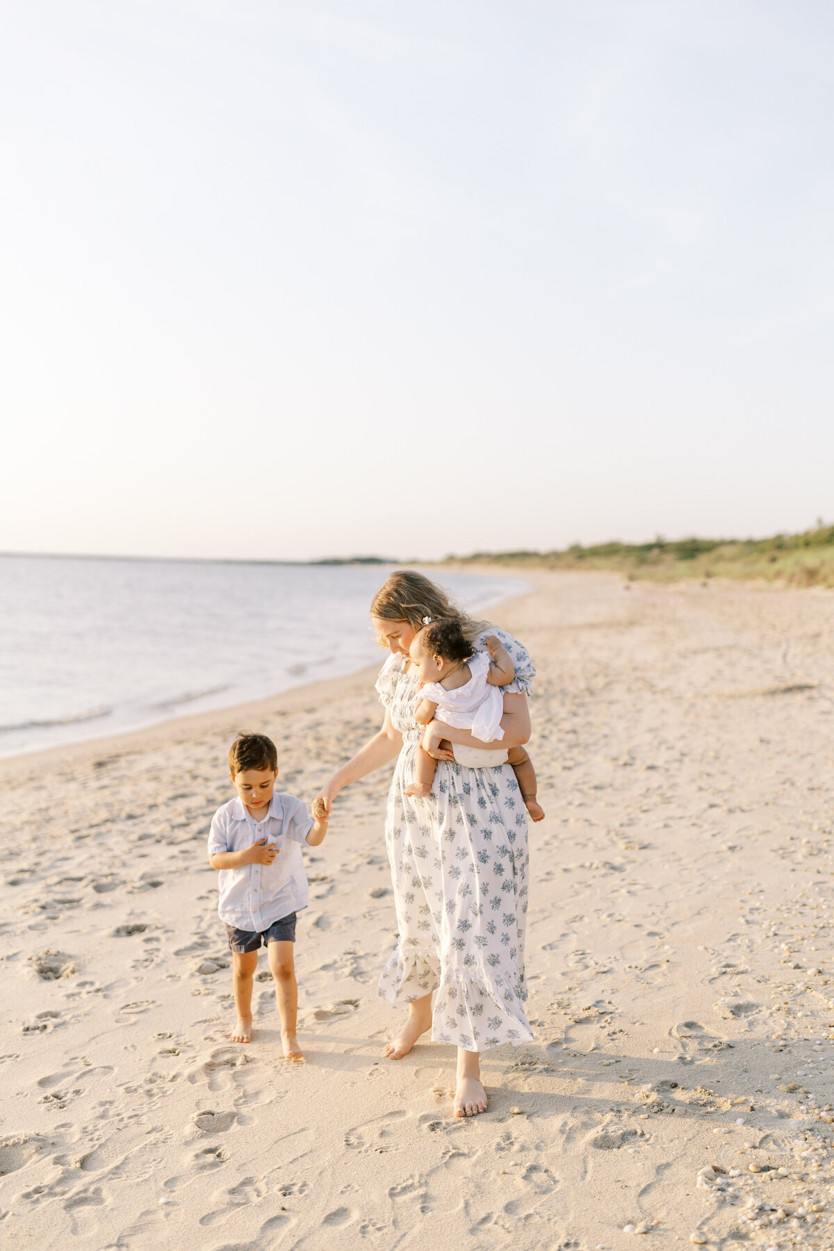 Jersey Shore family portraits on the beach at sunset - 14