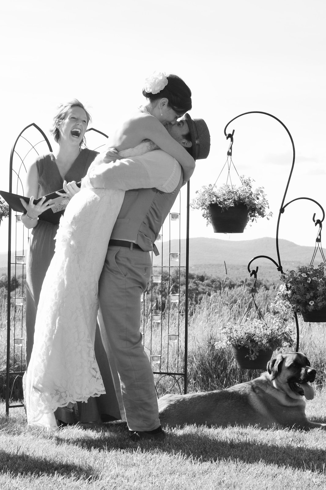 find a dog friendly Vermont wedding photographer