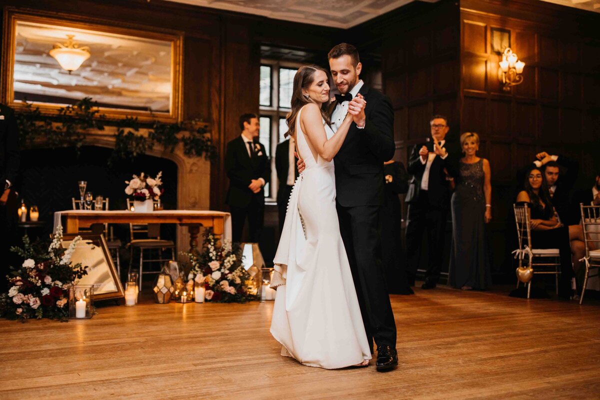 parque-ridley-creek-first-dance