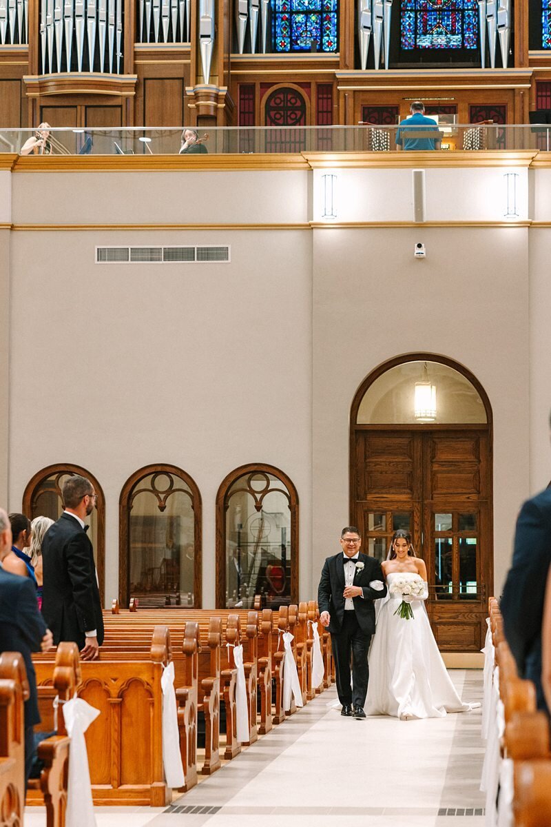 st-benedicts-church-wedding-ceremony-evansville11