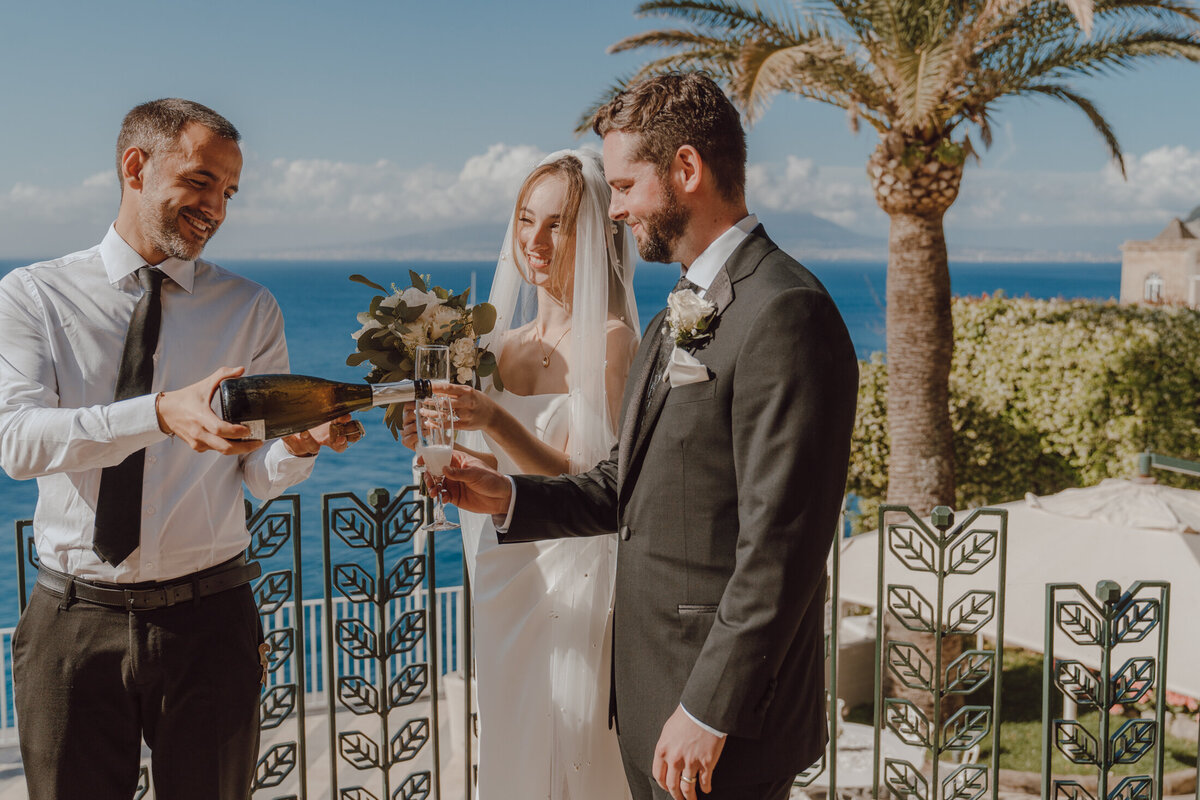 Newlywed-Portraits-Sorrento-Italy-100